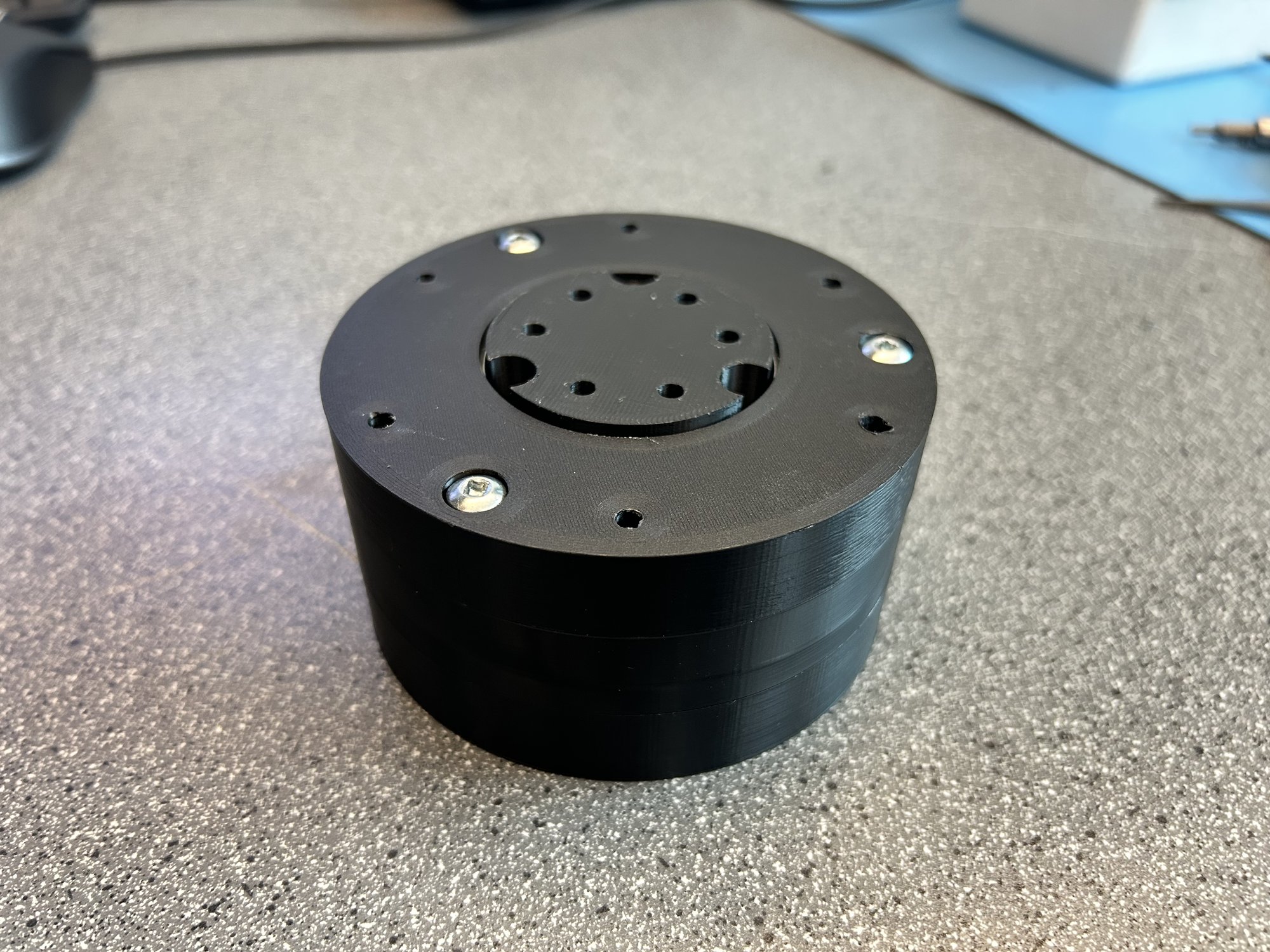 Rev 01 gearbox closeup